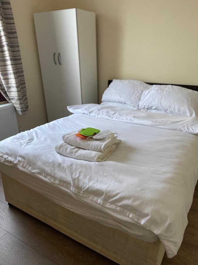 Glory House Hotel Ilford Buitenkant foto