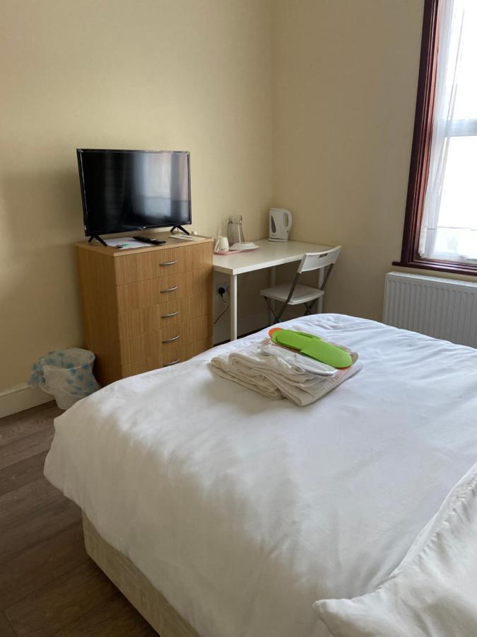 Glory House Hotel Ilford Buitenkant foto